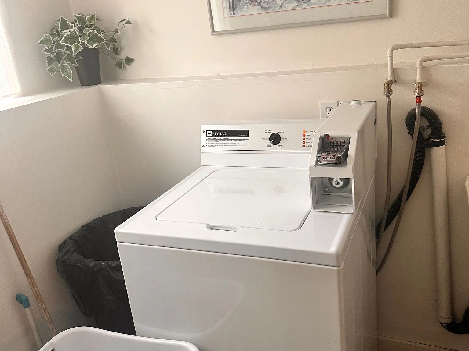 2 bed, 700 sqft, $2,250 — Photo 2