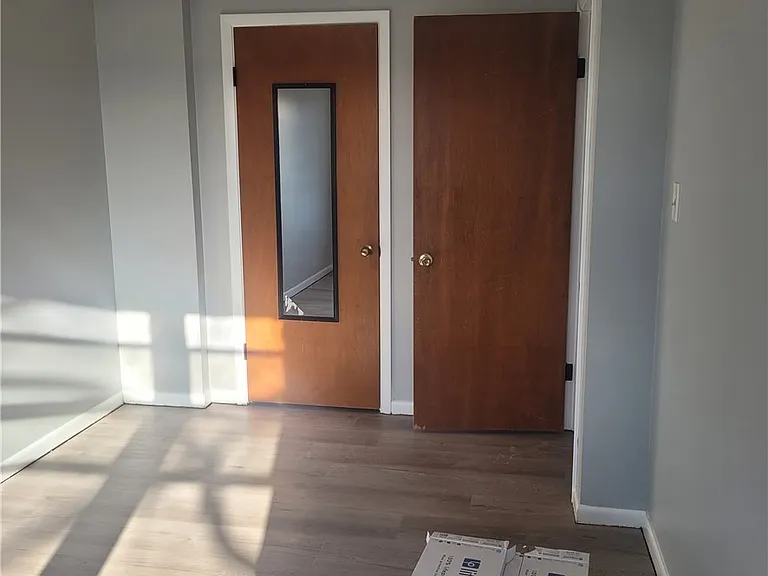 425 Joe McCarthy Dr — Photo 4
