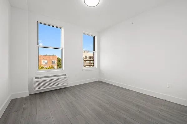 Rented by Corcoran | media 23