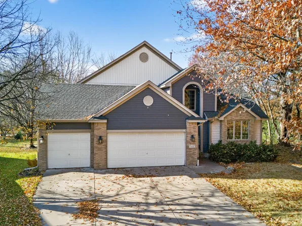 11139 Blazingstar Ct, Champlin, MN 55316