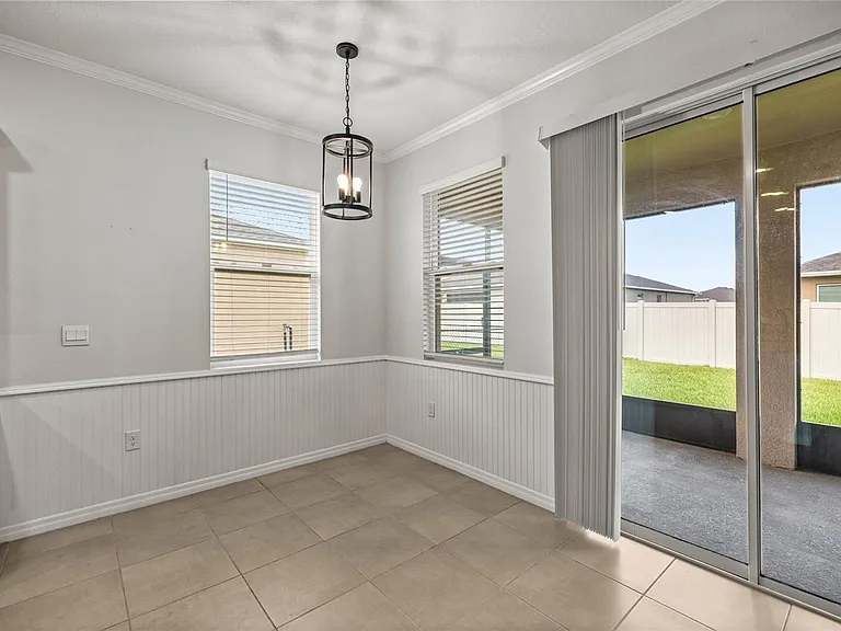 8810 SW 63rd Ave — Photo 14