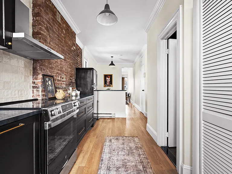 317 Pavonia Ave #6 — Photo 3
