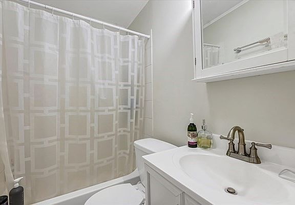 4th image of 130 Myrtle St #1F