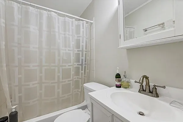 130 Myrtle St #1F — Photo 4