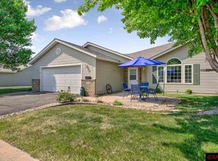 139 Oxford Path, Mankato, MN 56001
