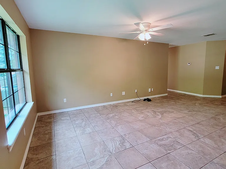 210 Elm St #1 — Photo 17