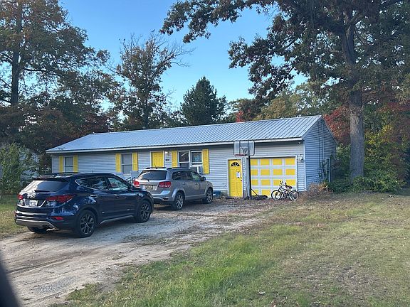 2nd image of 3040 Glenrick Ave