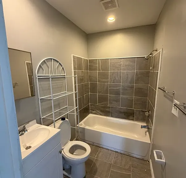 413 N Redfield St — Photo 10