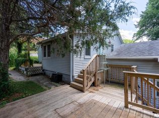 411 S High St, Port Byron, IL 61275