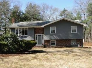 12 Orlando Ln, Attleboro, MA 02703