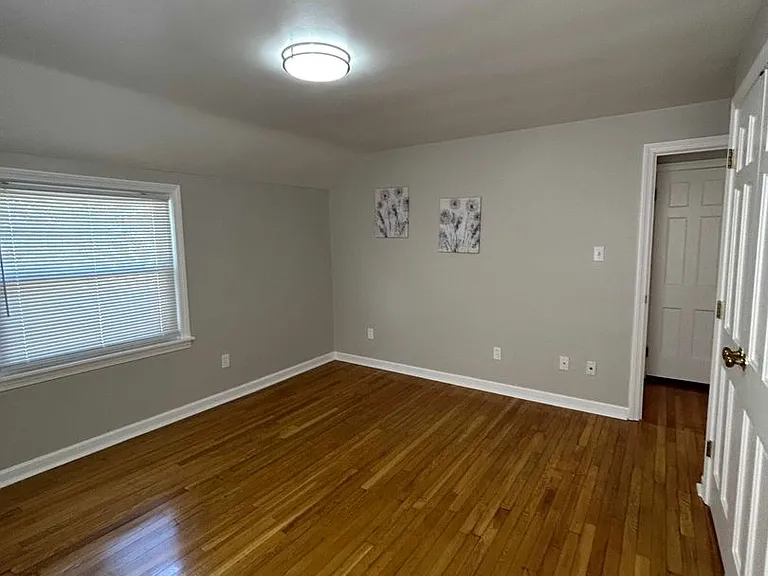 4854 Edsal Dr — Photo 50