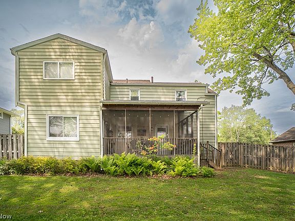 3rd image of 301 Pembroke Rd