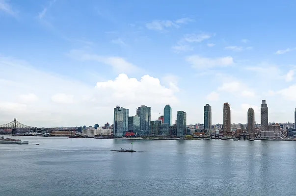 Rented by Compass | media 7