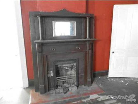 5th image of 614 E Belmont St
