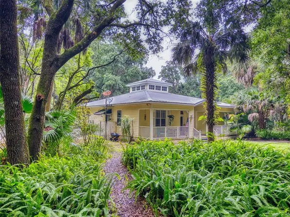 255 NE 192nd St, Citra, FL 32113