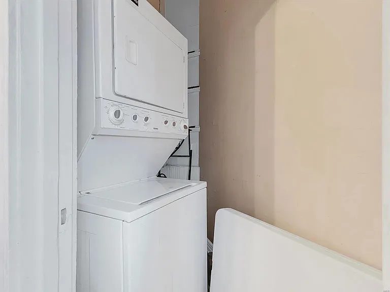411 N Newstead Ave #2S — Photo 7