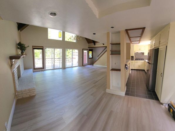 391 Klamath Dr