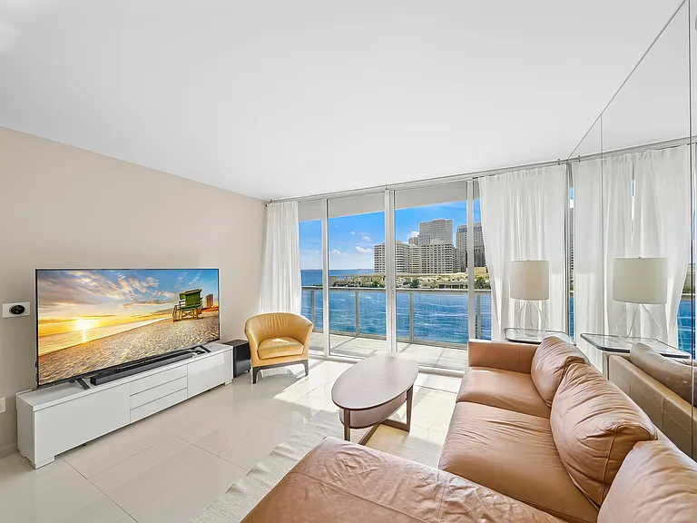 495 Brickell Ave #911 — Photo 6