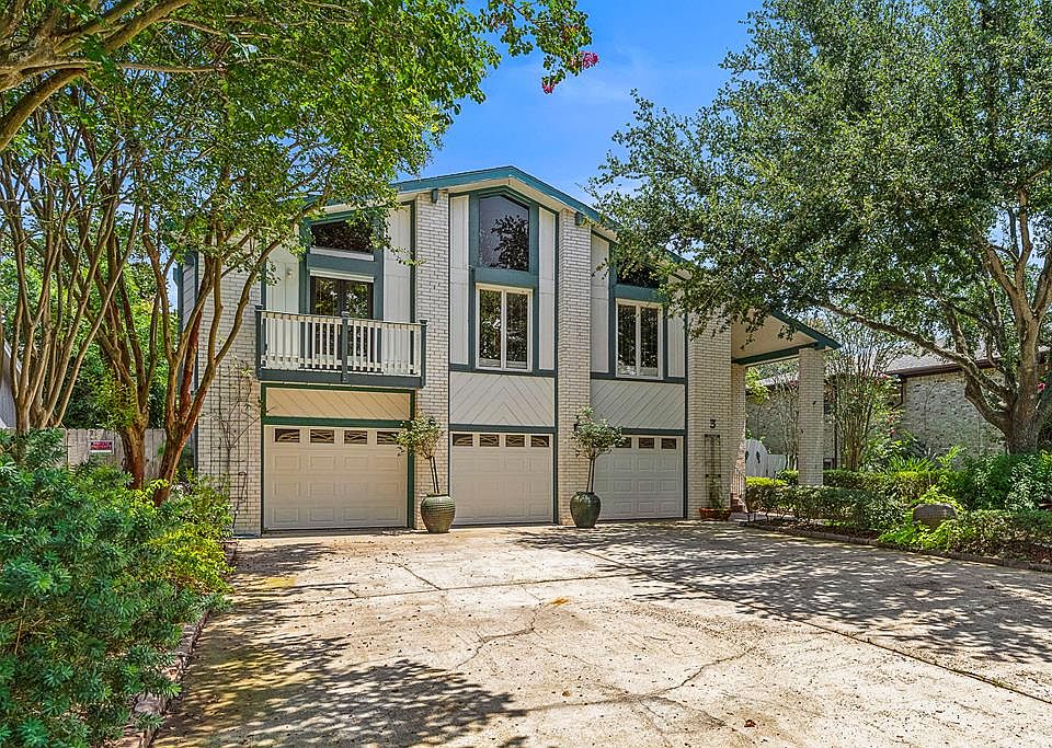 1st image of 3 Bay Harbor Dr