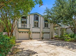3 Bay Harbor Dr, La Porte, TX 77571