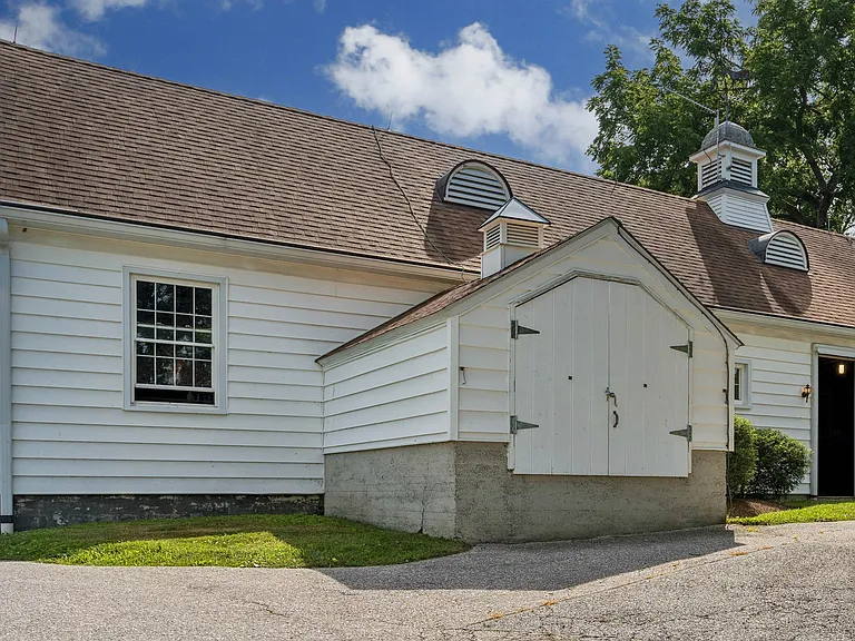 15204 Old York Rd — Photo 23