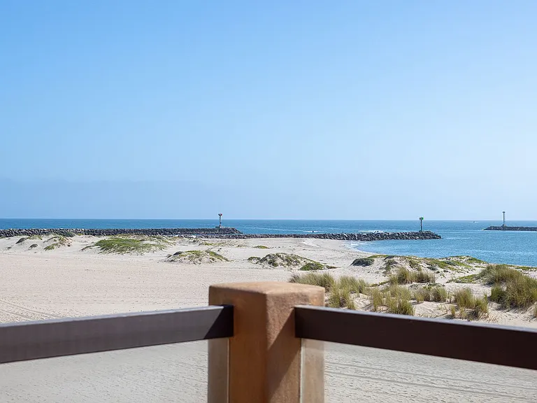 3265 Ocean Dr — Photo 25