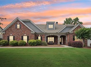 8240 Post Oak Ln, Gainesville, GA 30506