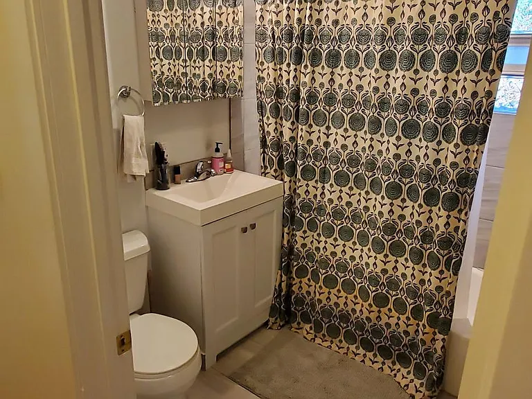 2628 W Thomas St #3 — Photo 9