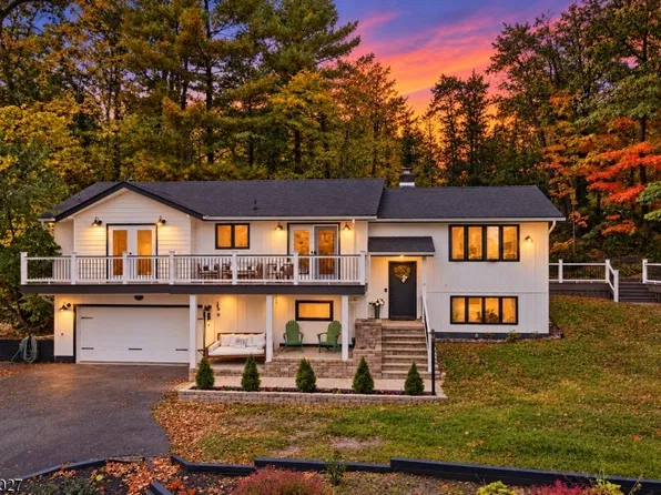 19 Somerville Rd, West Milford Twp., NJ 07421
