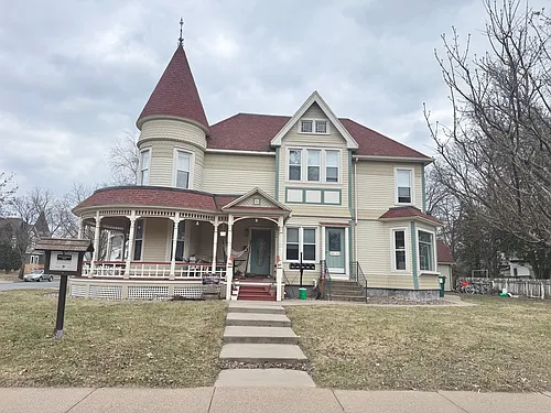 403 W Grand Ave #2 Photo 1