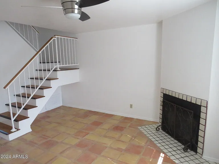 921 W University Dr #1129 — Photo 3