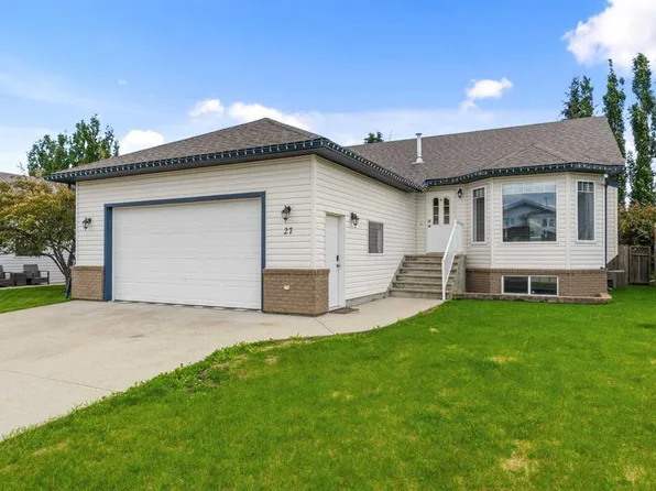 27 N Park Cir, Whitecourt, AB T7S 1V3