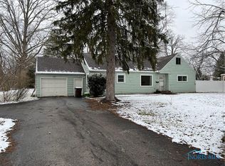 1220 Wayne Ave, Defiance, OH 43512