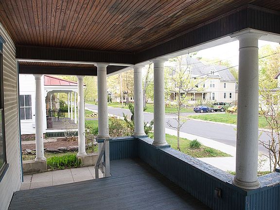 Wraparound Porches