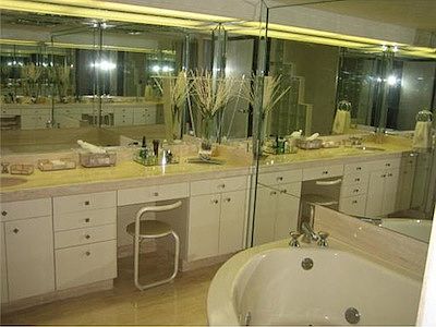 4th image of 19355 Turnberry Way APT 25F