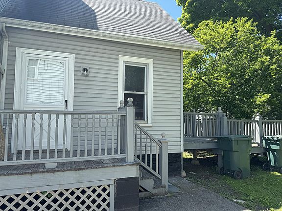 2nd image of 126 Parsells Ave