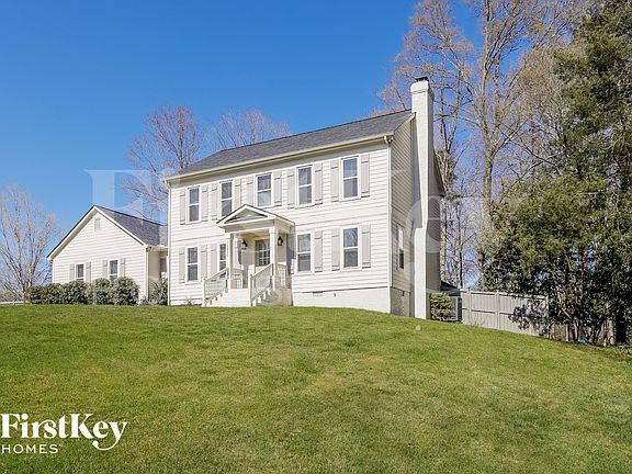 2nd image of 11801 Lansbury Ct