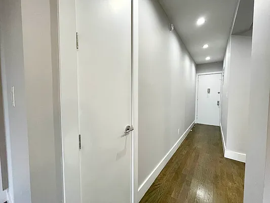 Rented by Bruma Realty LLC | media 22