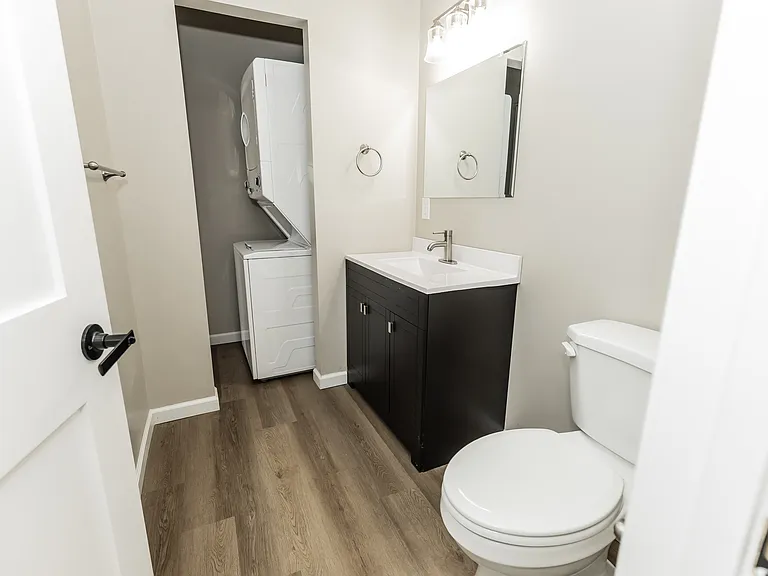 111 N Wisconsin Ave #2 — Photo 13