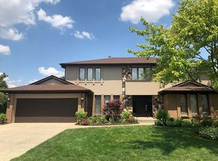 3920 Snowbird Ln, Northbrook, IL 60062