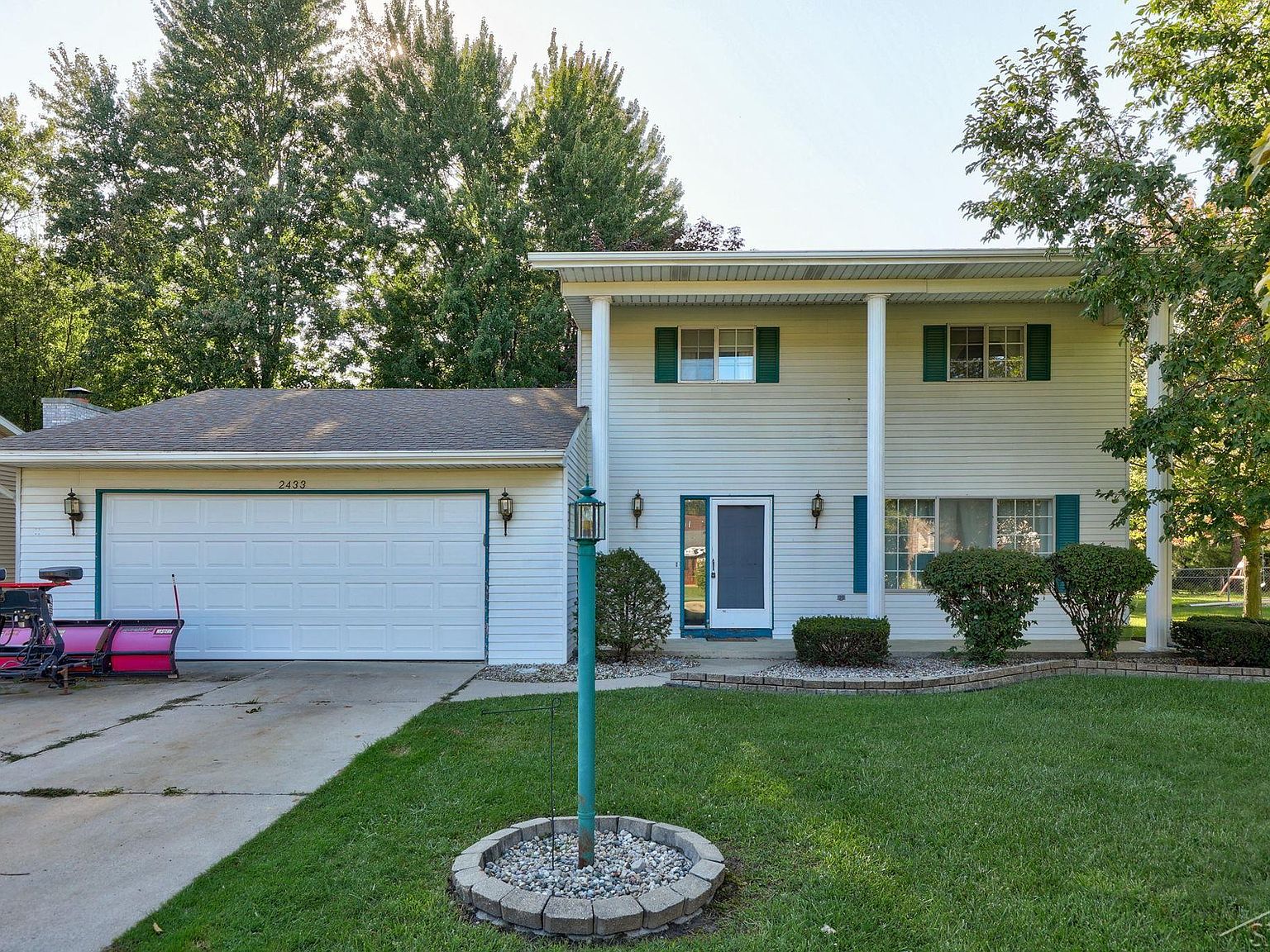 2433 Gatesboro Dr W, Saginaw, MI 48603 MLS 50120871 Zillow