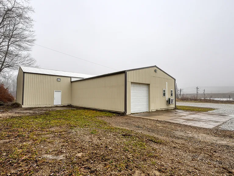 11126 E Pike Rd — Photo 3