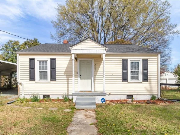 2805 Kentwood St, Greensboro, NC 27405