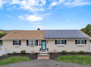 888 Thompson St, North Haven, CT 06473