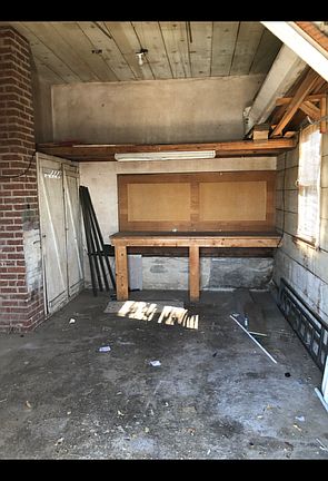 Front garage storage