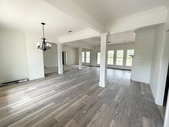4th image of 121 Brittany Lakes Dr