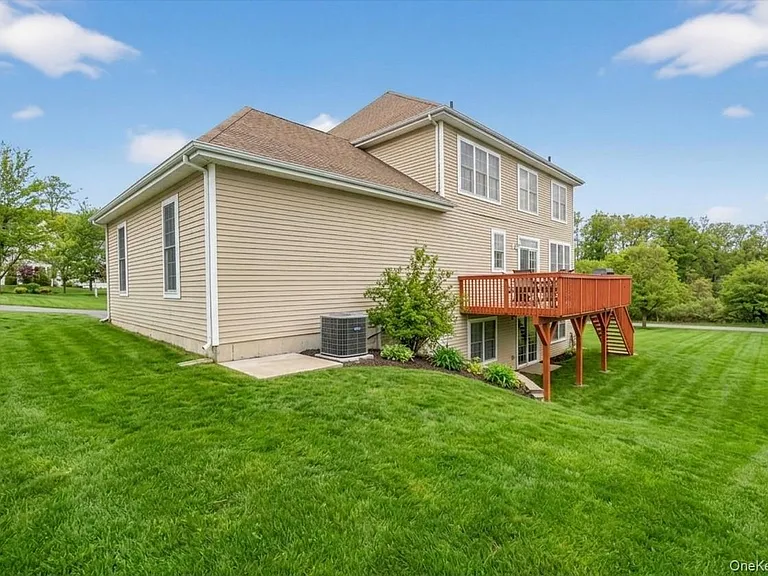 3 Moorefield Cir — Photo 42