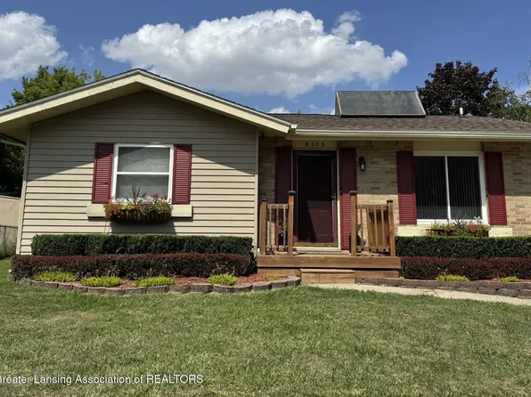 4305 Old Castle Cir, Lansing, MI 48911