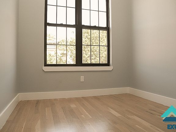 2nd image of 1355 Putnam Ave #3RKA