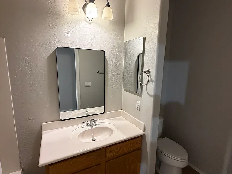 9035 W Globe Ave — Photo 6